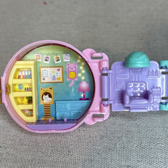 Polly Pocket Cactus Cowgirl Ranch‎ & Pajama Party Sleepy Pets Compact Mattel Toy - Picture 8 of 11